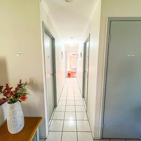 Islington Youth House Guest house Brisbane