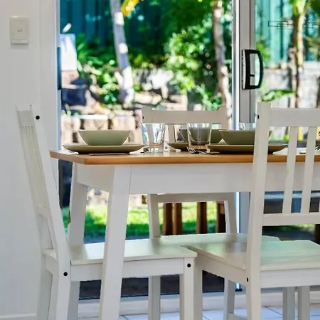 Bertie's - Affordable Comfort For The Whole Crew - Holiday home