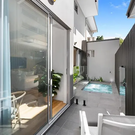 House New Farm Architecturally Designed Holiday home *