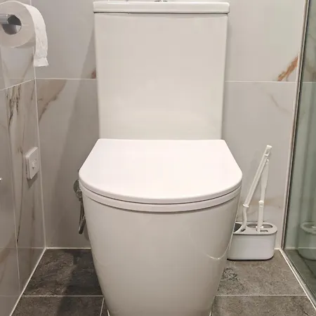 The On Morden - Private Ensuite