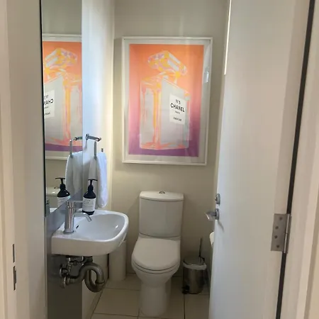 House New Farm Architecturally Designed Holiday home Brisbane