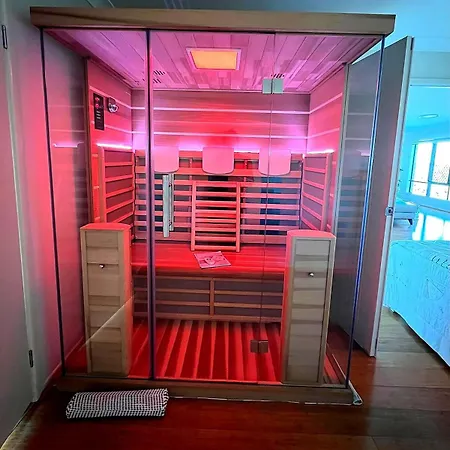 Bayside Mansion Sleeps 14 Pool Sauna Kids Holiday home *