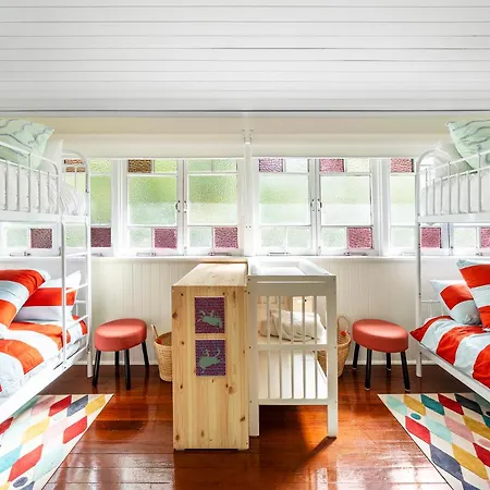 Inverclyde On Red Hill - Pet Friendly Holiday home Brisbane