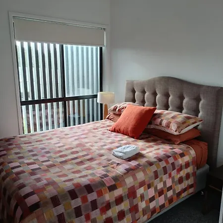 Homestay Welcoming With Airport & Access
