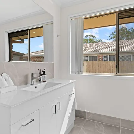 Full Ac Renovated And Close To Sunnybank And Shops Holiday home