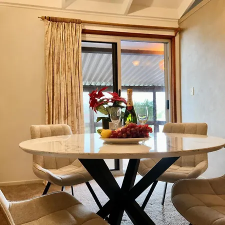 Quiet & Convenient 3br In Runcorn * Brisbane