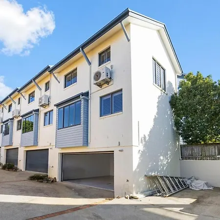 Holiday home Manly View Townhouse Haven
