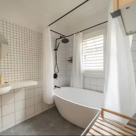 House Of Fairy Wren -charming Queenslander Mins Drive To Cbd And Gabba Stadium! - Holiday home *