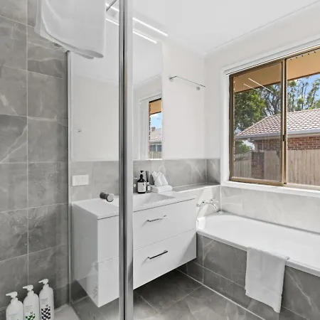 Full Ac Renovated And Close To Sunnybank And Shops Brisbane