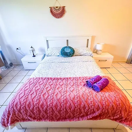 Guest house Islington Youth House *