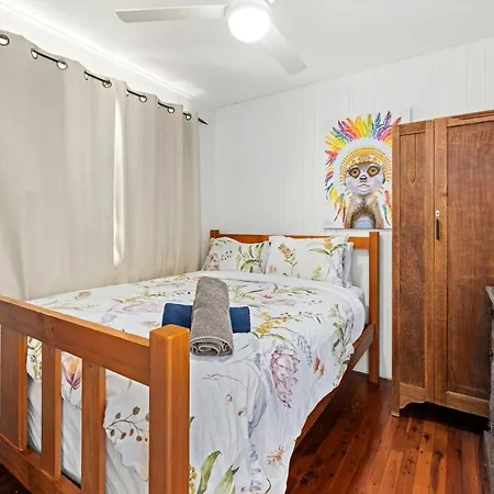 Beautiful 2 Bedroom Unit In Prime Location! Holiday home Brisbane