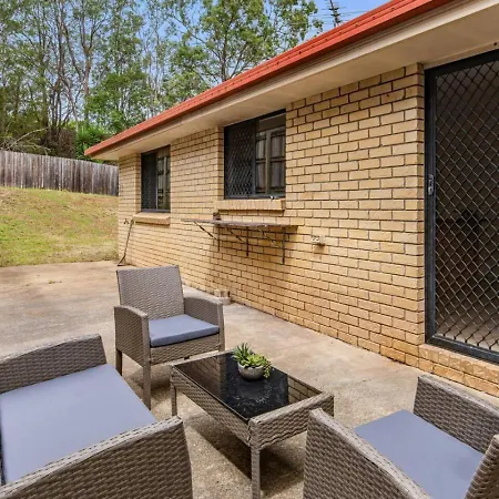 Holiday home Affordable 4 Bedroom 2 Bathroom Family With Air Conditioning