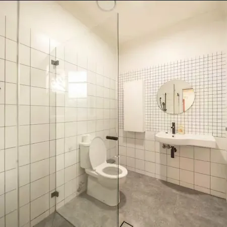 House Of Fairy Wren -charming Queenslander Mins Drive To Cbd And Gabba Stadium! - Brisbane