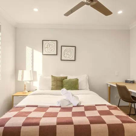 Magazine Worthy Stylish Escape * Brisbane