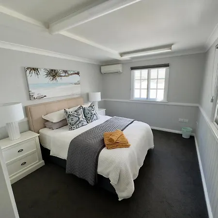 Holiday home Bay Breeze Manor Grand 5br Queenslander Haven