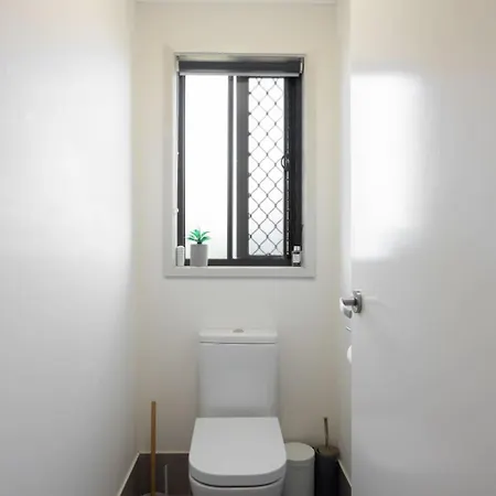 Magazine Worthy Stylish Escape * Brisbane