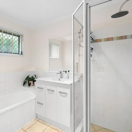 Holiday home Stunning Wakerley Family Brisbane