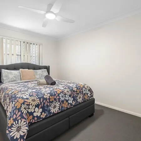 Stunning Wakerley Family Brisbane
