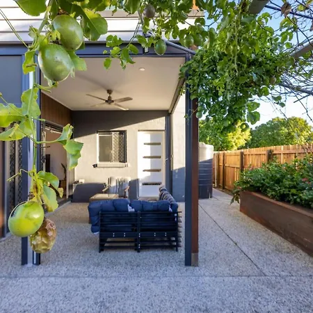 Magazine Worthy Stylish Escape Brisbane
