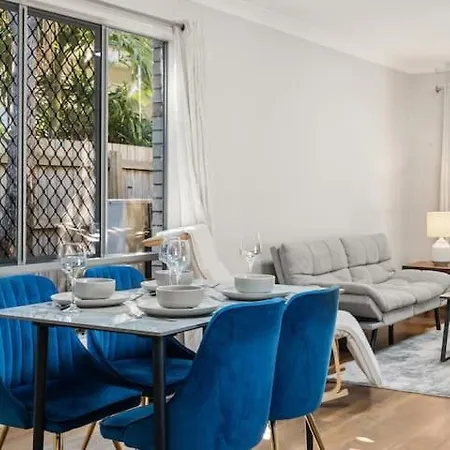 Pet Friendly &amazing Location 4 Bedroom House Holiday home