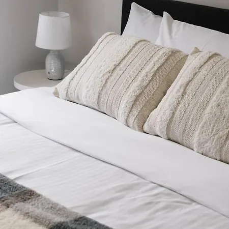 Full Ac Renovated And Close To Sunnybank And Shops Brisbane