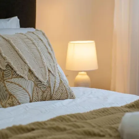 Value Family Friendly Near Shops And Dining Holiday home Brisbane