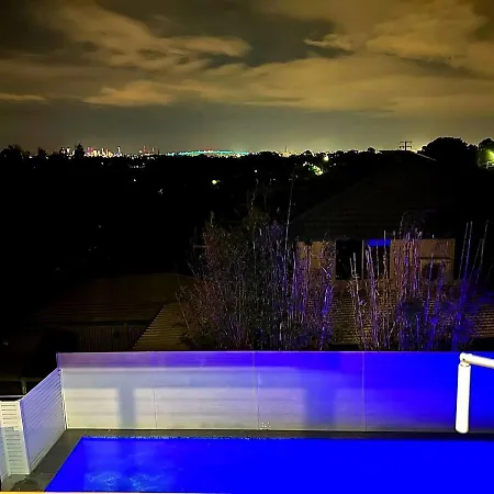 Bayside Mansion Sleeps 14 Pool Sauna Kids