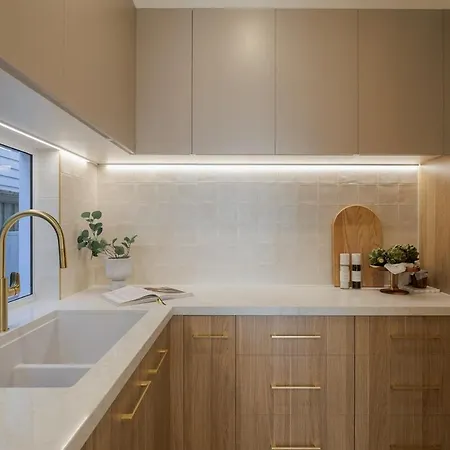Nordica Luxury Bayside Retreat Wynnum Sleeps 10 * Brisbane