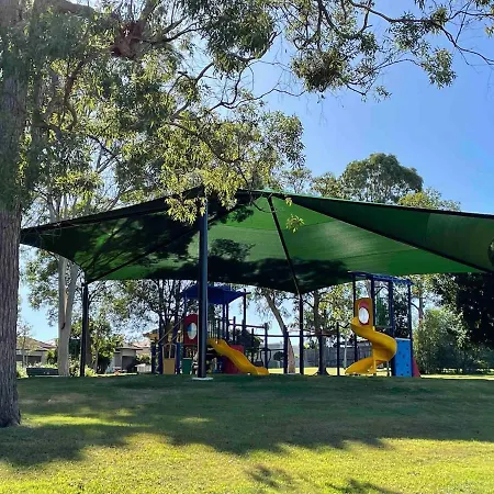Holiday home Stunning Wakerley Family Brisbane
