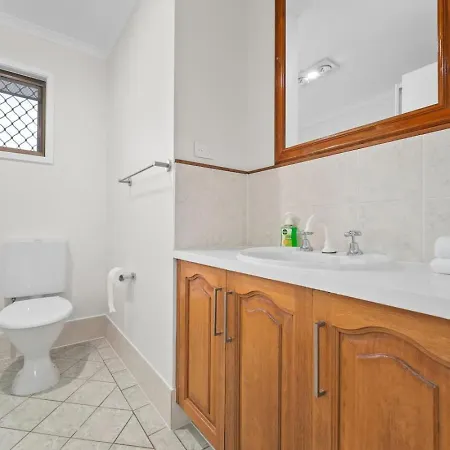 Value Family Friendly Near Shops And Dining *