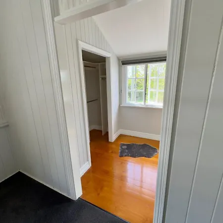 Bay Breeze Manor Grand 5br Queenslander Haven Holiday home *