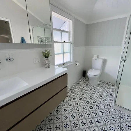 Bay Breeze Manor Grand 5br Queenslander Haven Holiday home Brisbane