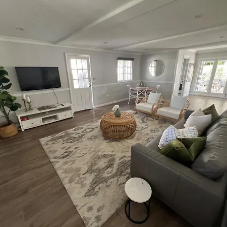 Bay Breeze Manor Grand 5br Queenslander Haven Brisbane