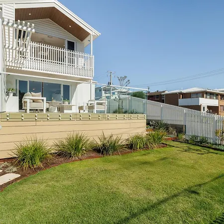 Holiday home Nordica Luxury Bayside Retreat Wynnum Sleeps 10 Brisbane