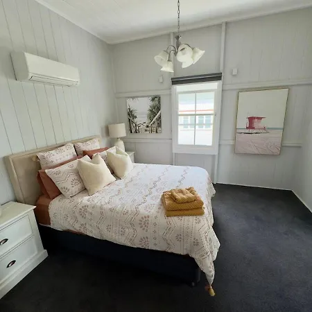 Holiday home Bay Breeze Manor Grand 5br Queenslander Haven Brisbane
