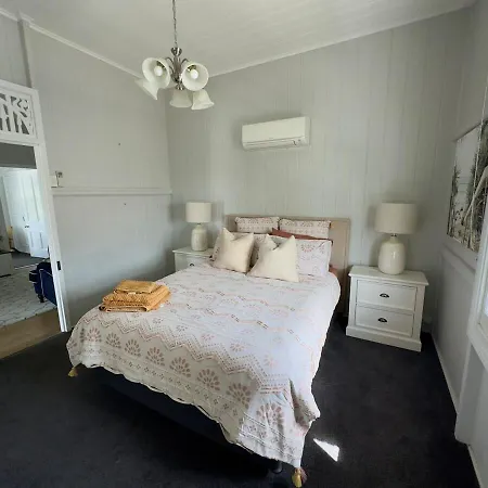 Bay Breeze Manor Grand 5br Queenslander Haven * Brisbane