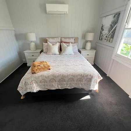 Holiday home Bay Breeze Manor Grand 5br Queenslander Haven Brisbane