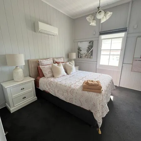 Holiday home Bay Breeze Manor Grand 5br Queenslander Haven Brisbane