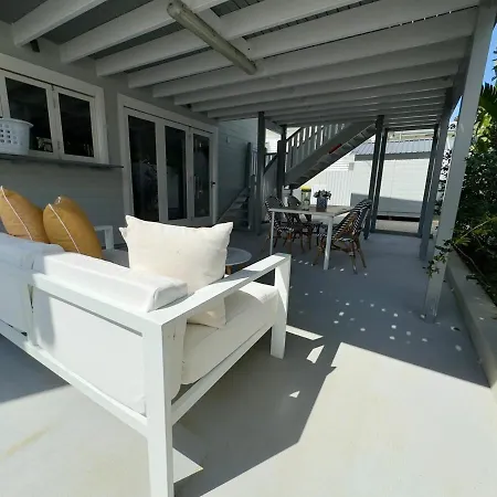 Holiday home Bay Breeze Manor Grand 5br Queenslander Haven *