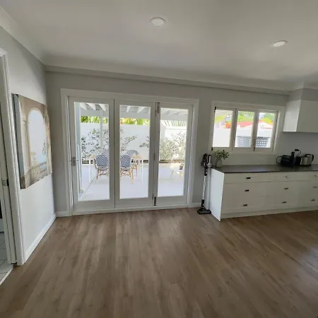 Bay Breeze Manor Grand 5br Queenslander Haven Holiday home *