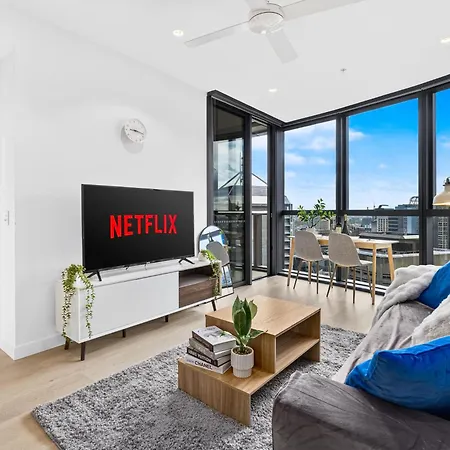 Level 30 Luxury One Bedroom Panoramic Views At Queen's Wharf Apartment