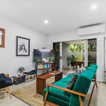 Chic - Private Garden Big Balcony * Brisbane