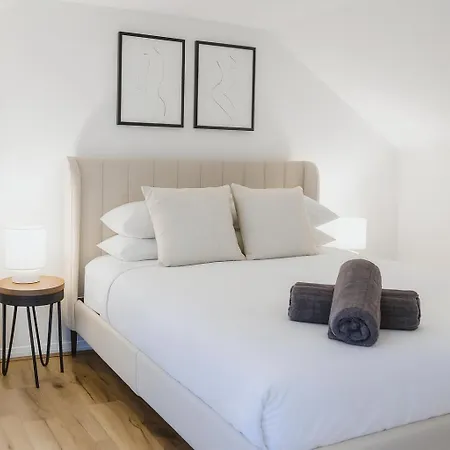 The Manhattan Collections Apartment *