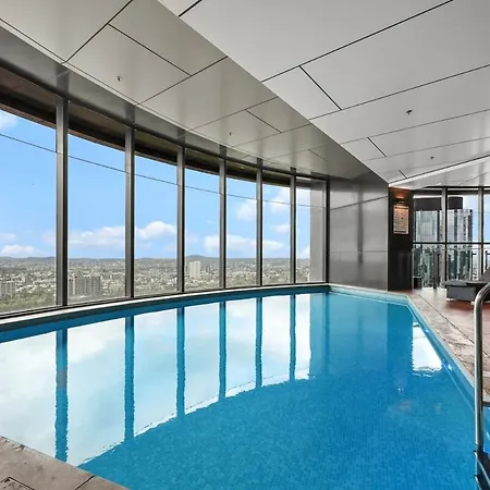 Apartment Level 43 Water Views - 2br - Sleeps 6 & Baby