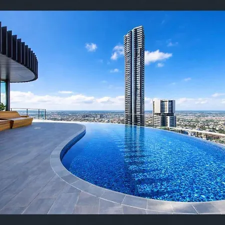 Sky-high Haven-rooftop Infinity Pool Parking Wifi Apartment Brisbane