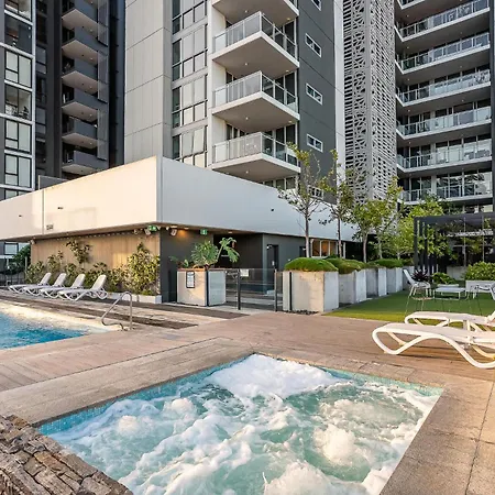 Rooftop Pool 1br At The Gabba With Views * Brisbane