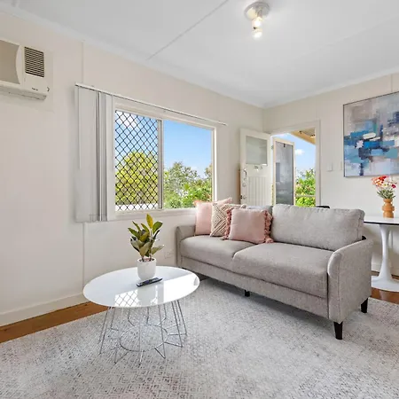 Apartment Quiet & Leafy 1br With Parking, Balcony & Wi-fi Brisbane