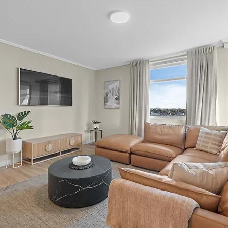 Riverfront Luxe 2br Cbd With Iconic & Bridge Views Apartment Brisbane