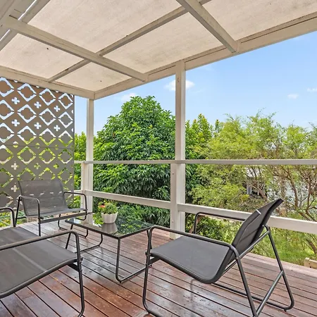 Cozy 1br W Balcony, Parking, Wifi And Study Desk Apartment Brisbane