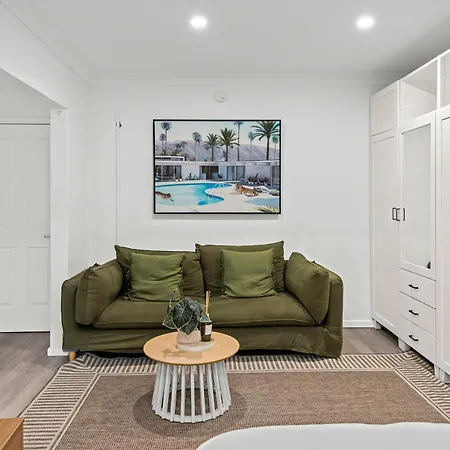 Stylish And Comfy - Short Walk To Hospital Brisbane
